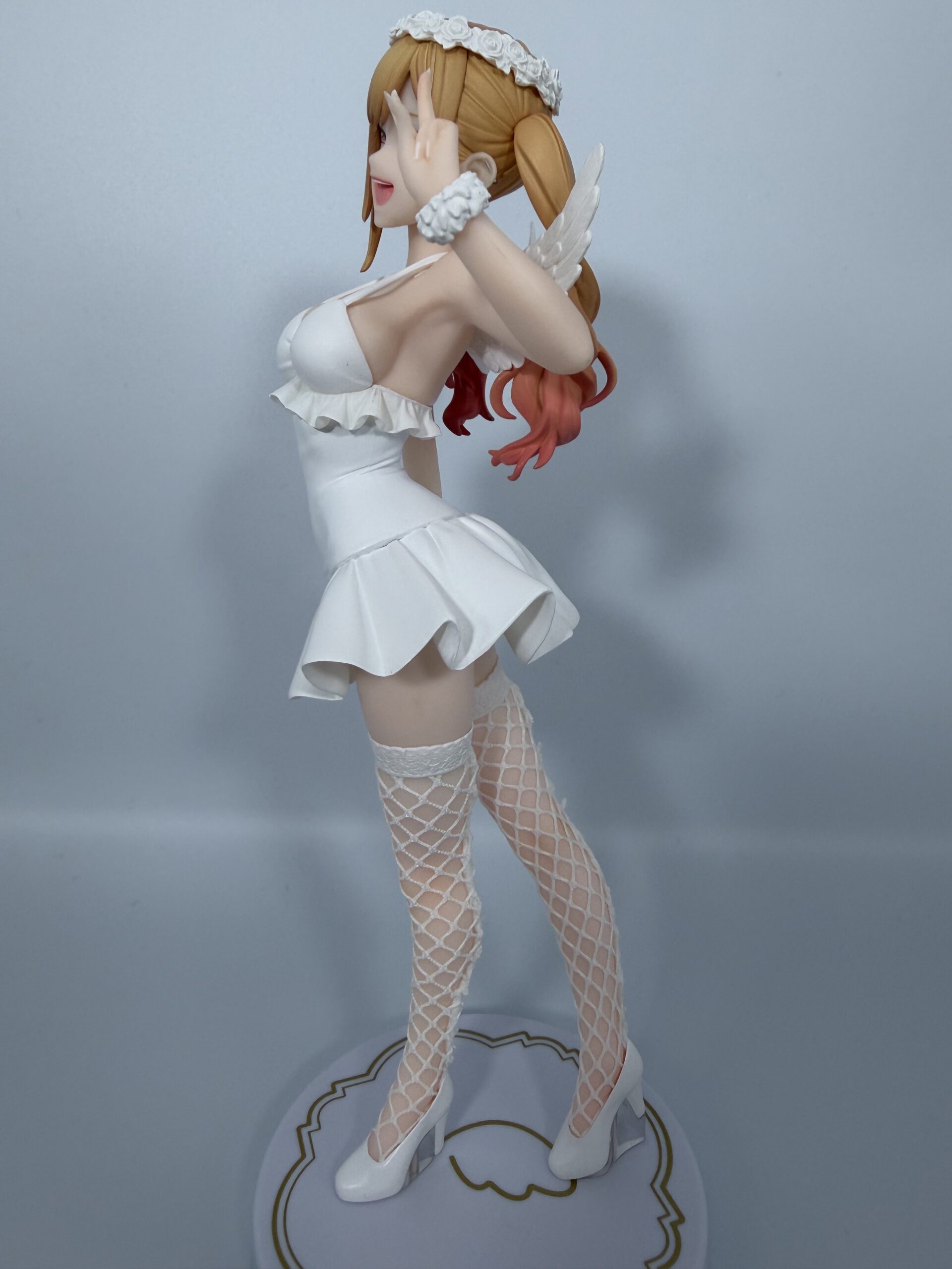 Furyu 喜多川海夢フィギュアの全体像（右側）