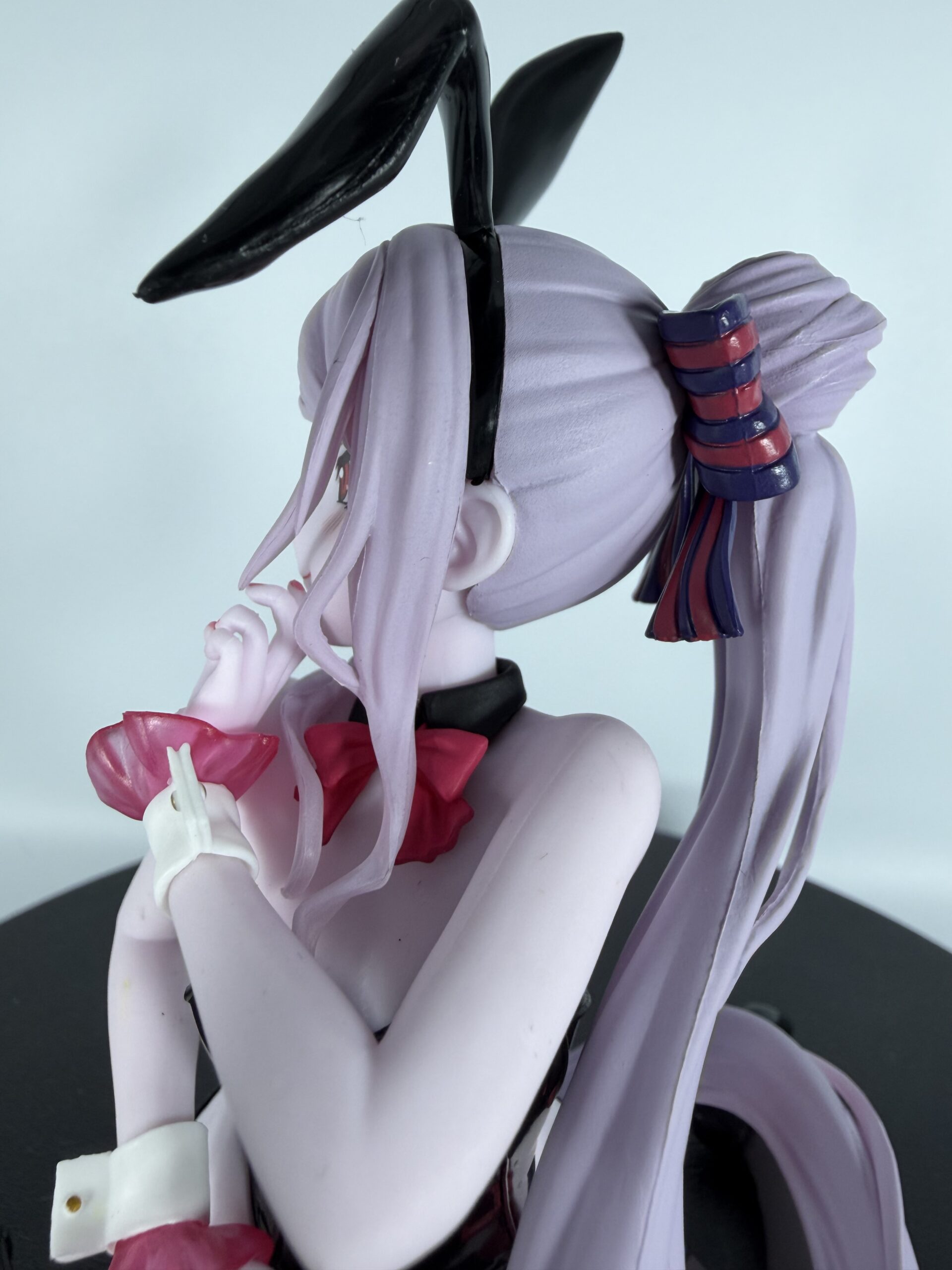 タイトー シャルティア バニーver フィギュアのバストアップ(右側)
