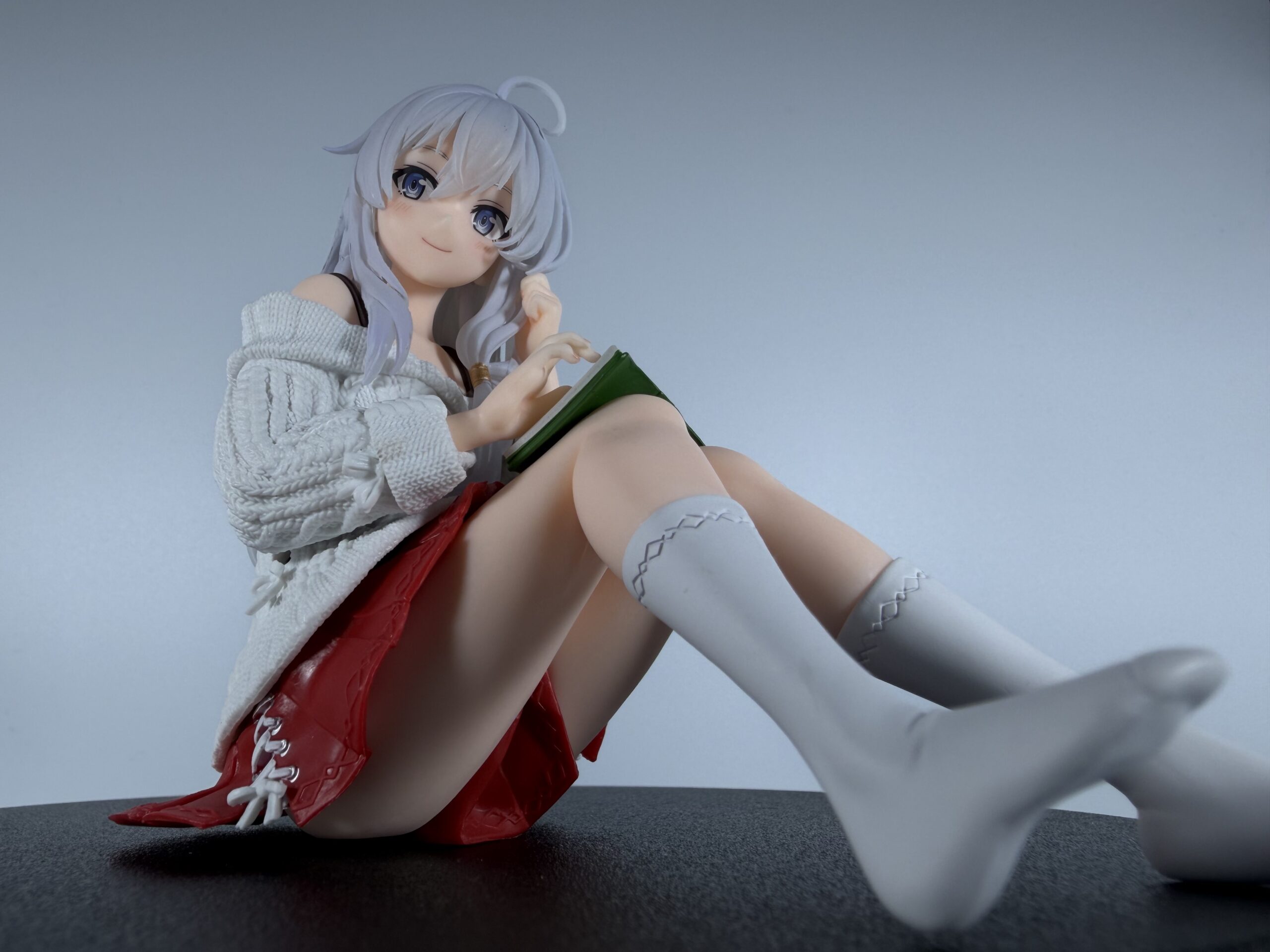 タイトー イレイナ〜私服ver〜フィギュアの全体像（ローアングル）