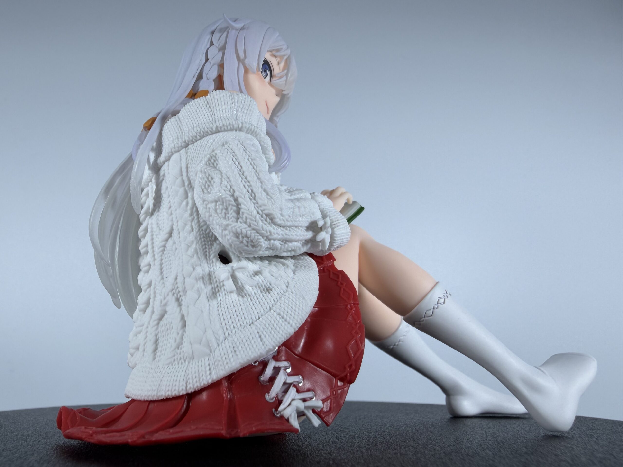 タイトー イレイナ〜私服ver〜フィギュアの全体像（背面ローアングル）