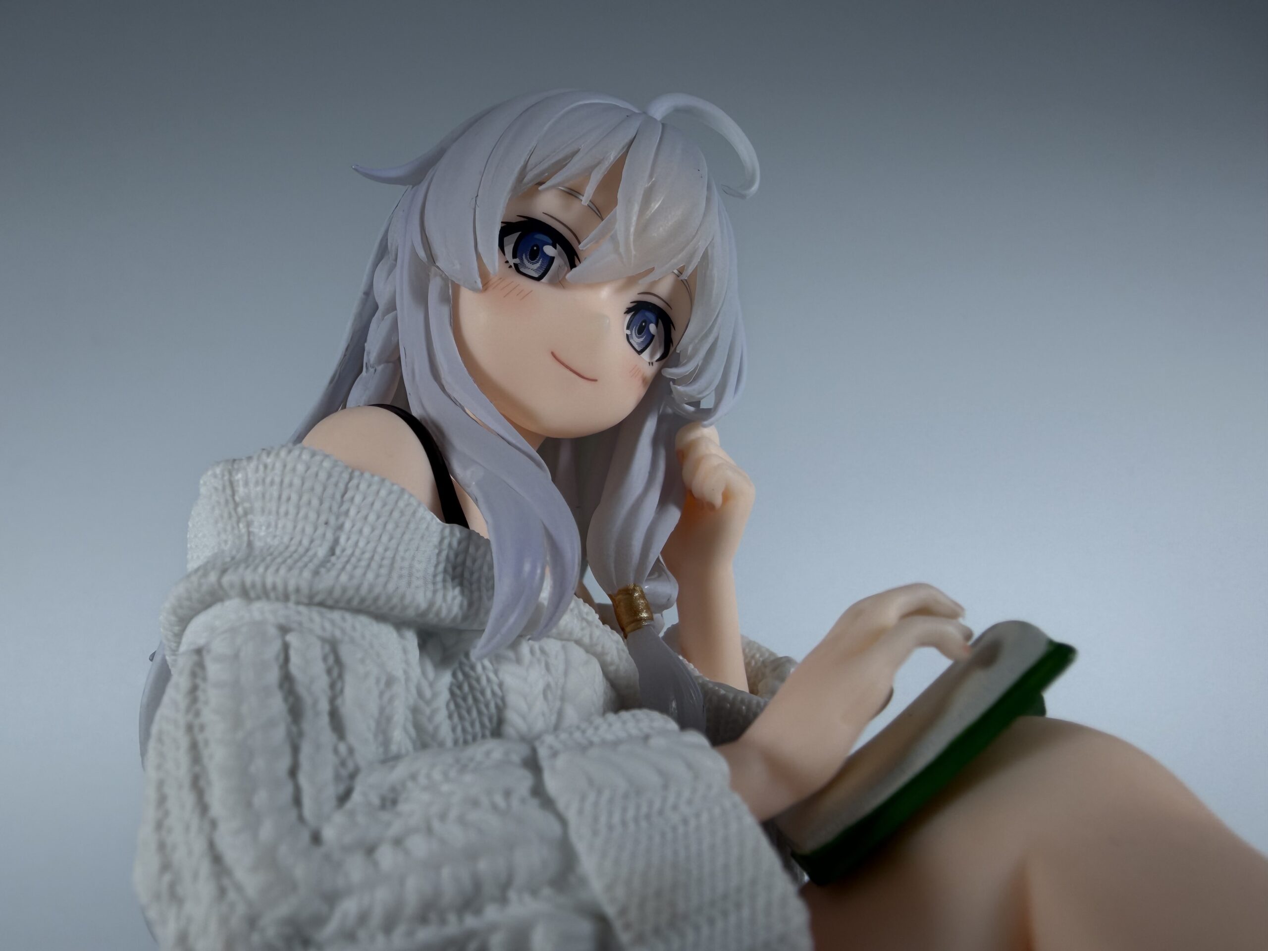 タイトー イレイナ〜私服ver〜フィギュアのバストアップ（ローアングル）
