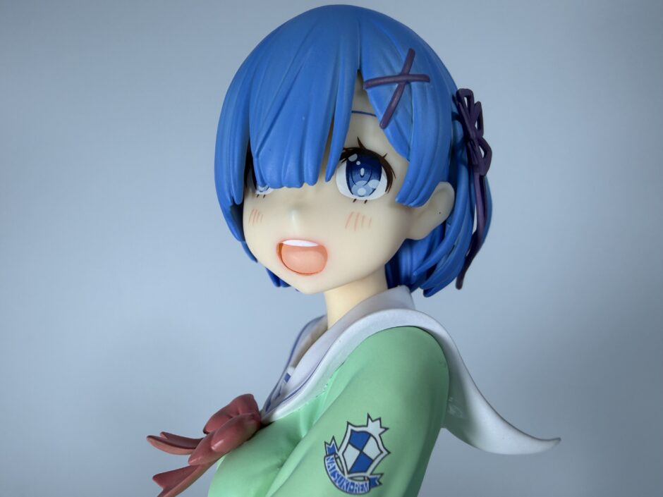 グッドスマイルカンパニー レム学生服verフィギュアのバストアップ（正面③）