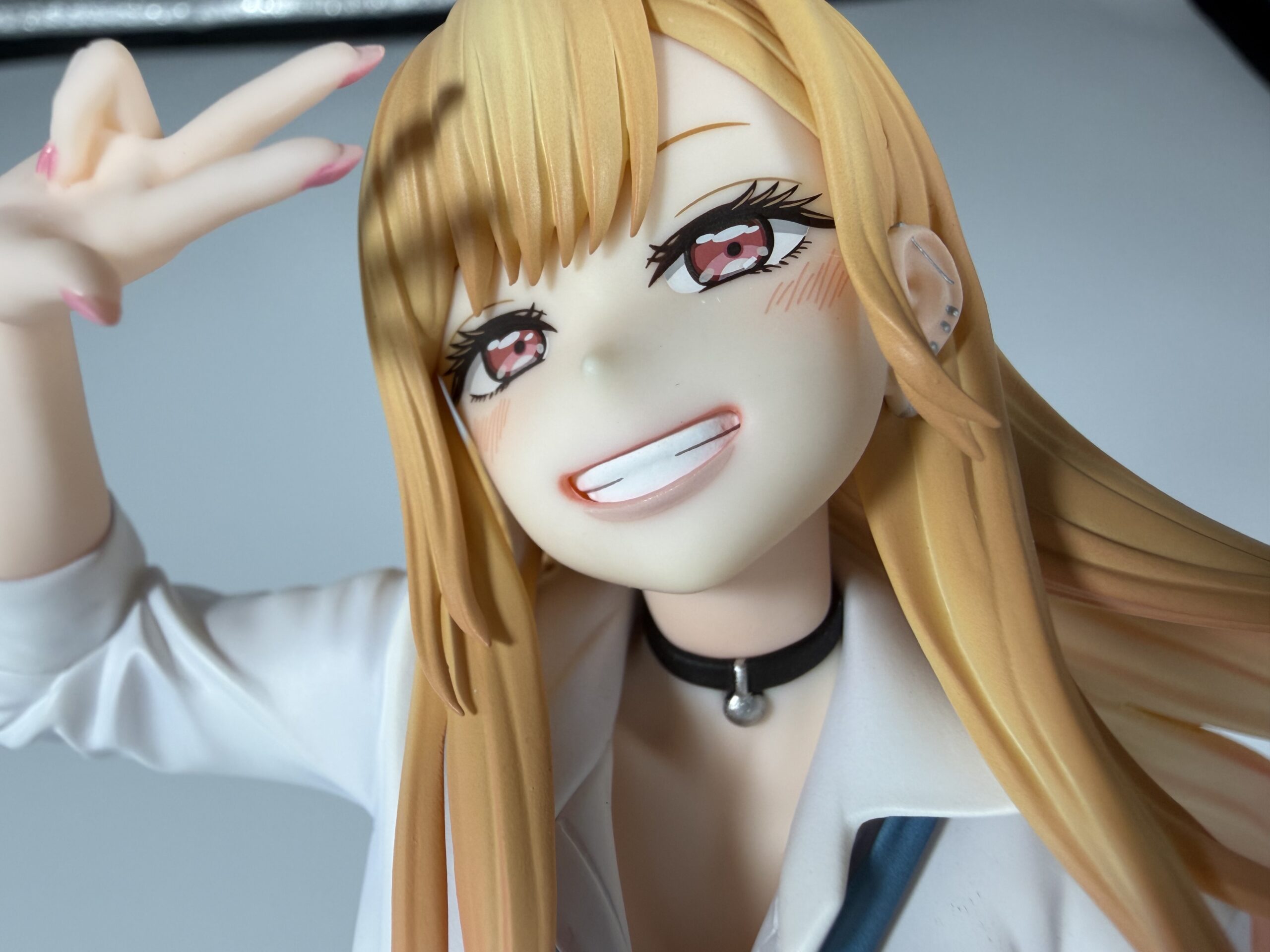 アニプレックス 喜多川海夢1/7スケールフィギュアのチョーカー