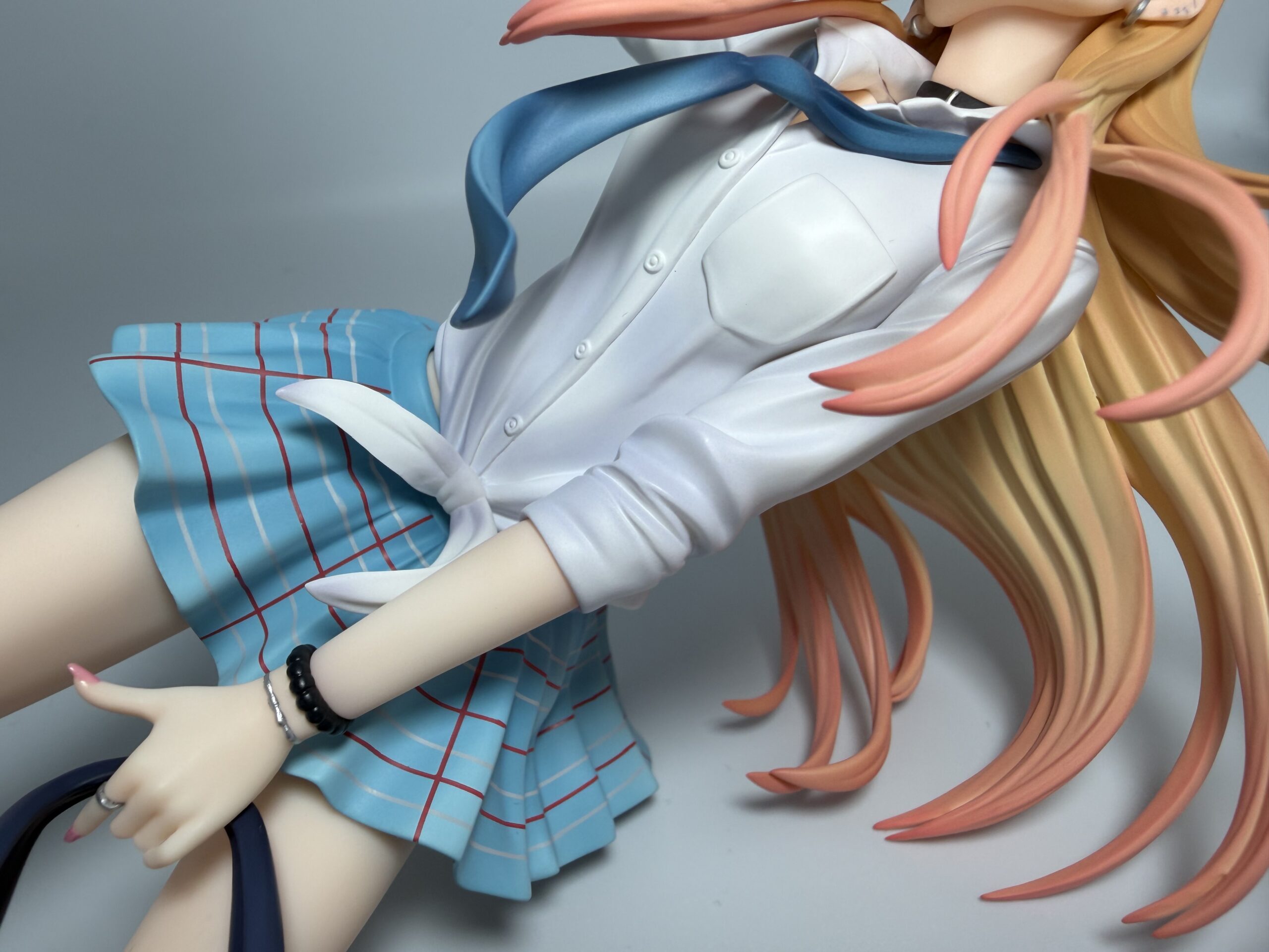 アニプレックス 喜多川海夢1/7スケールフィギュアの制服②