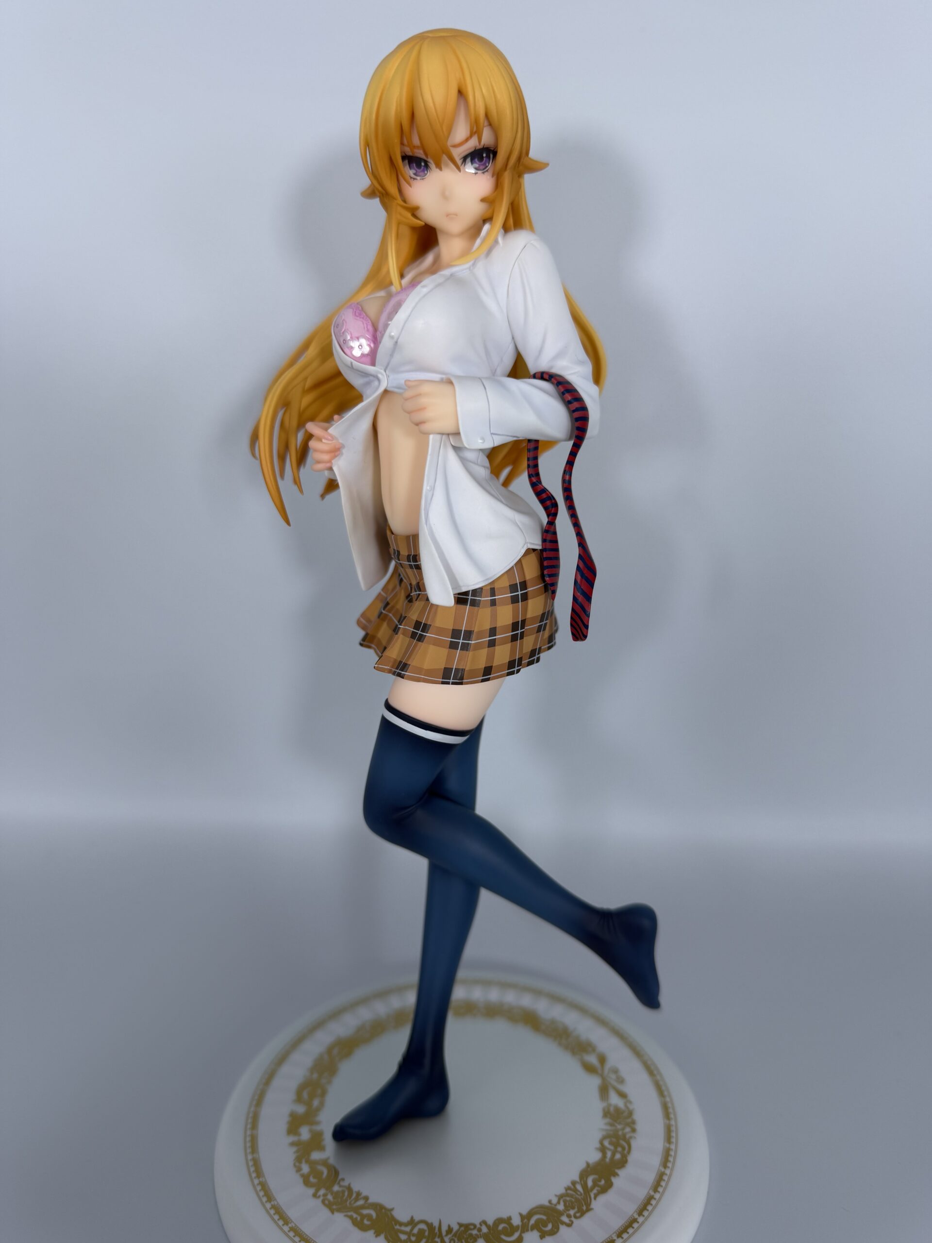 グッドスマイルカンパニー 薙切えりな ノンスケールフィギュアの全体像（正面）