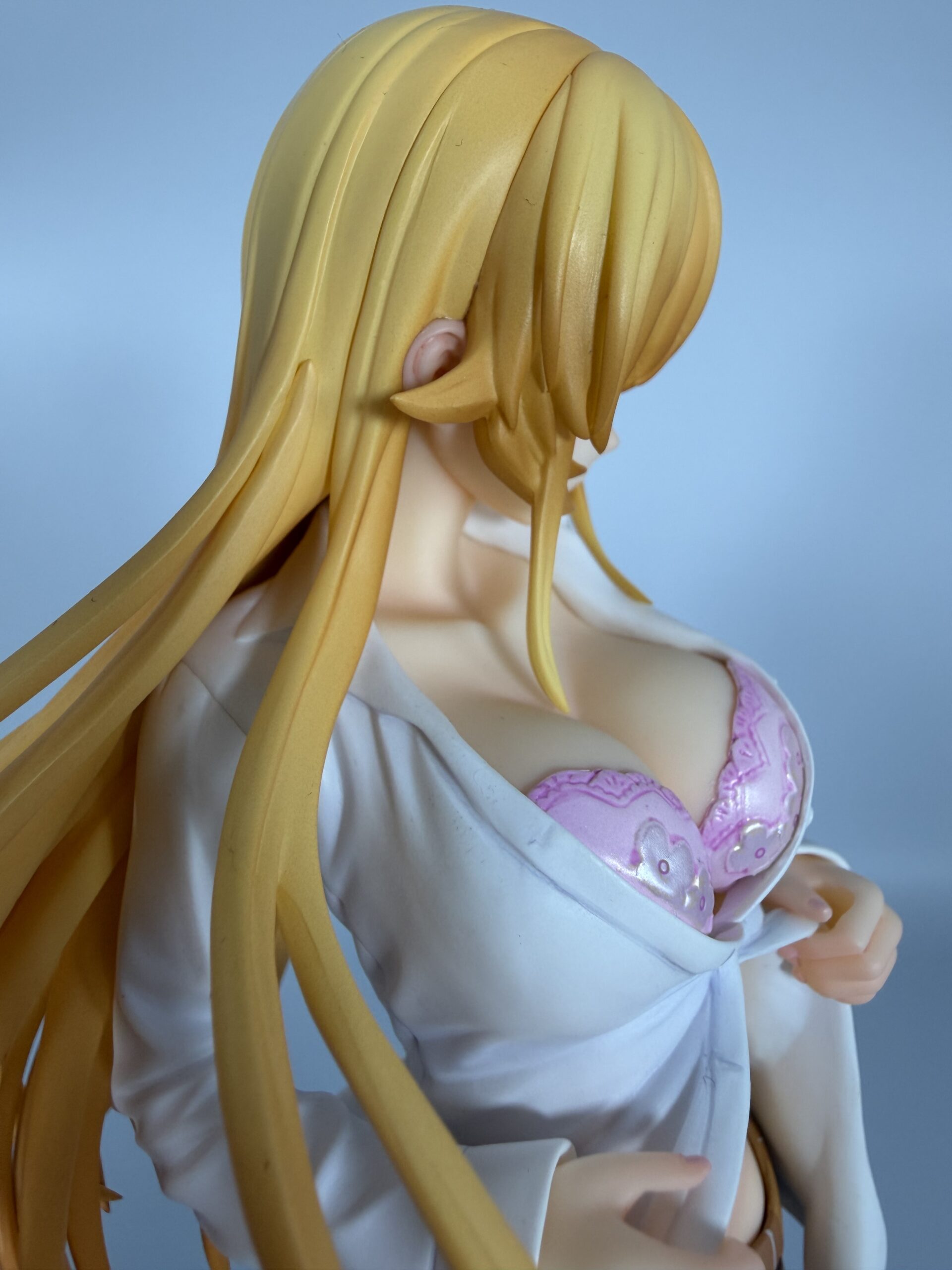 グッドスマイルカンパニー 薙切えりな ノンスケールフィギュアのバストアップ（左側）