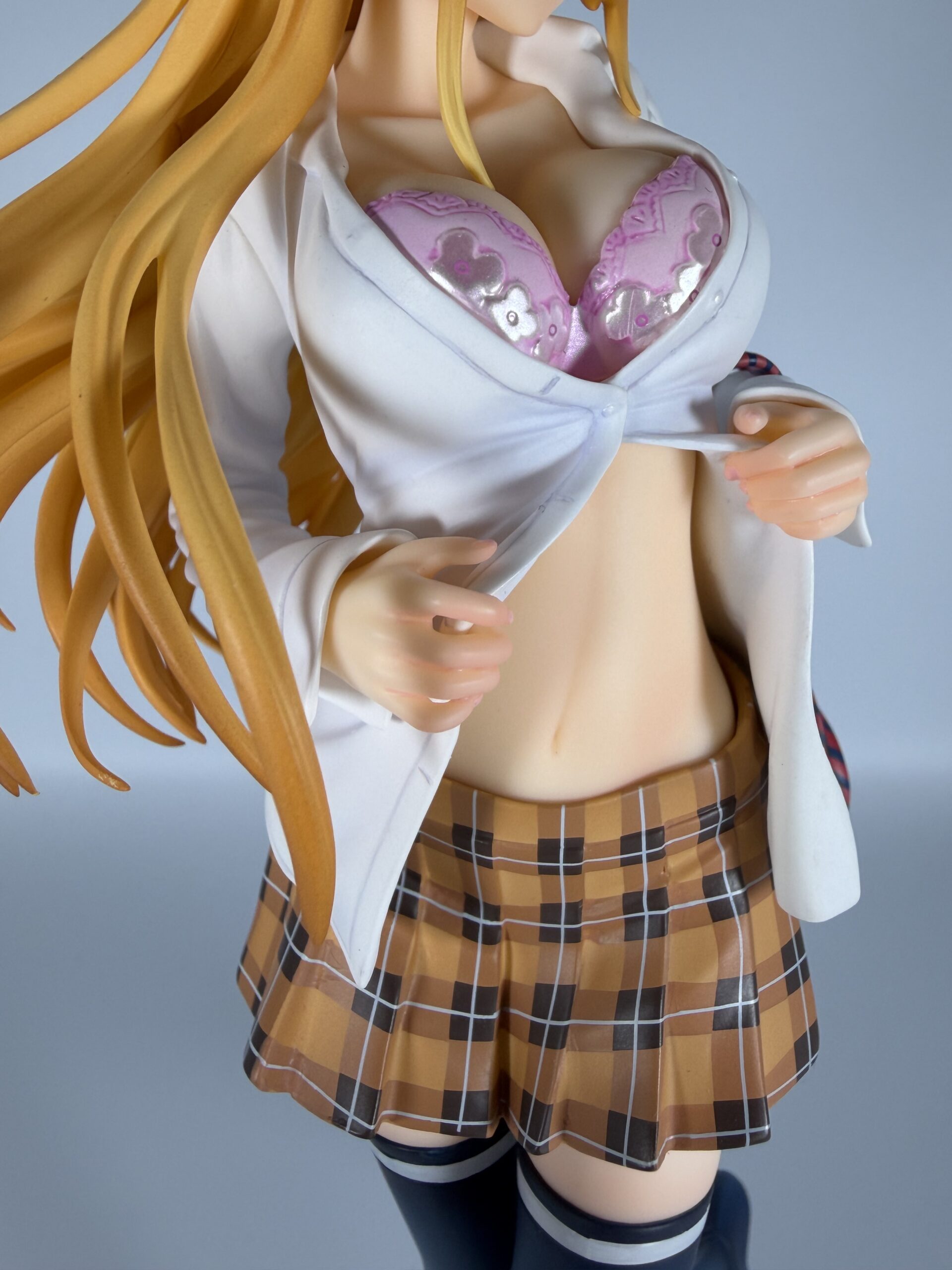 グッドスマイルカンパニー 薙切えりな ノンスケールフィギュアの胴体（左側）