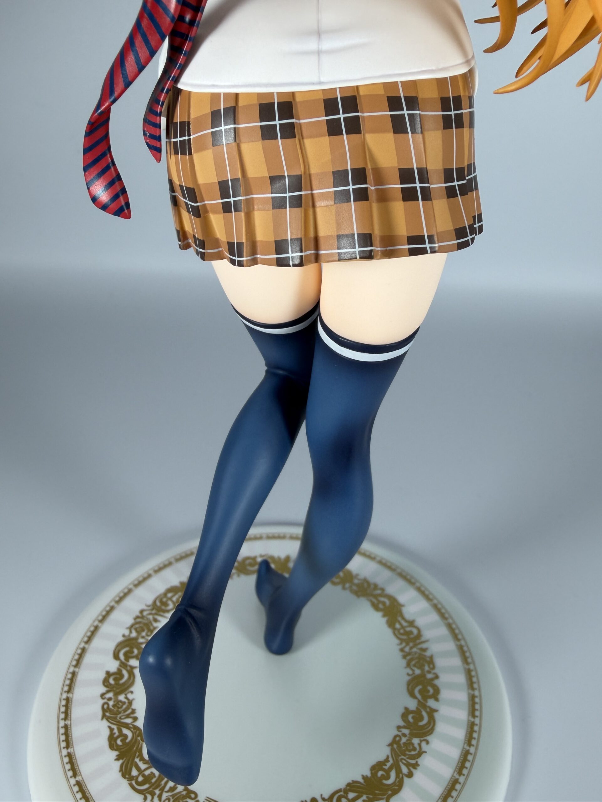 グッドスマイルカンパニー 薙切えりな ノンスケールフィギュアの下半身（背面）