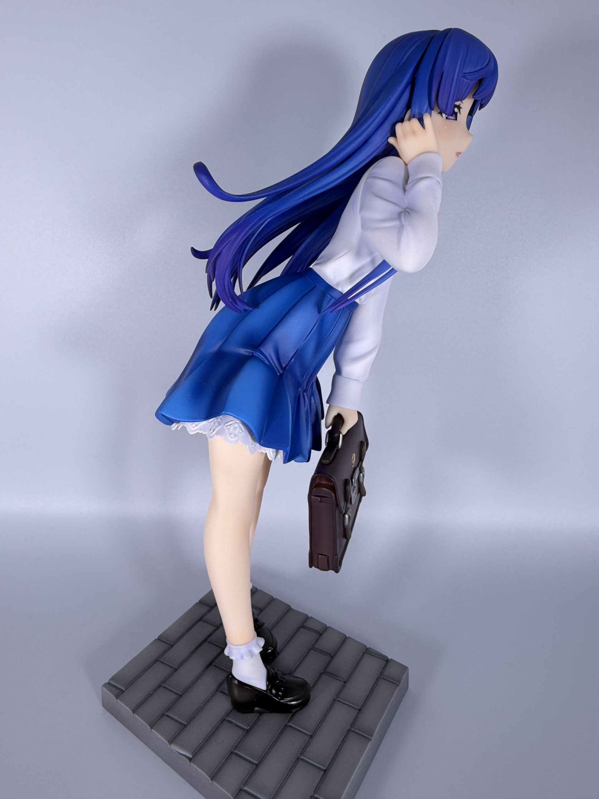 Miyuki 古手梨花 高校生verフィギュアの全体像（左側）