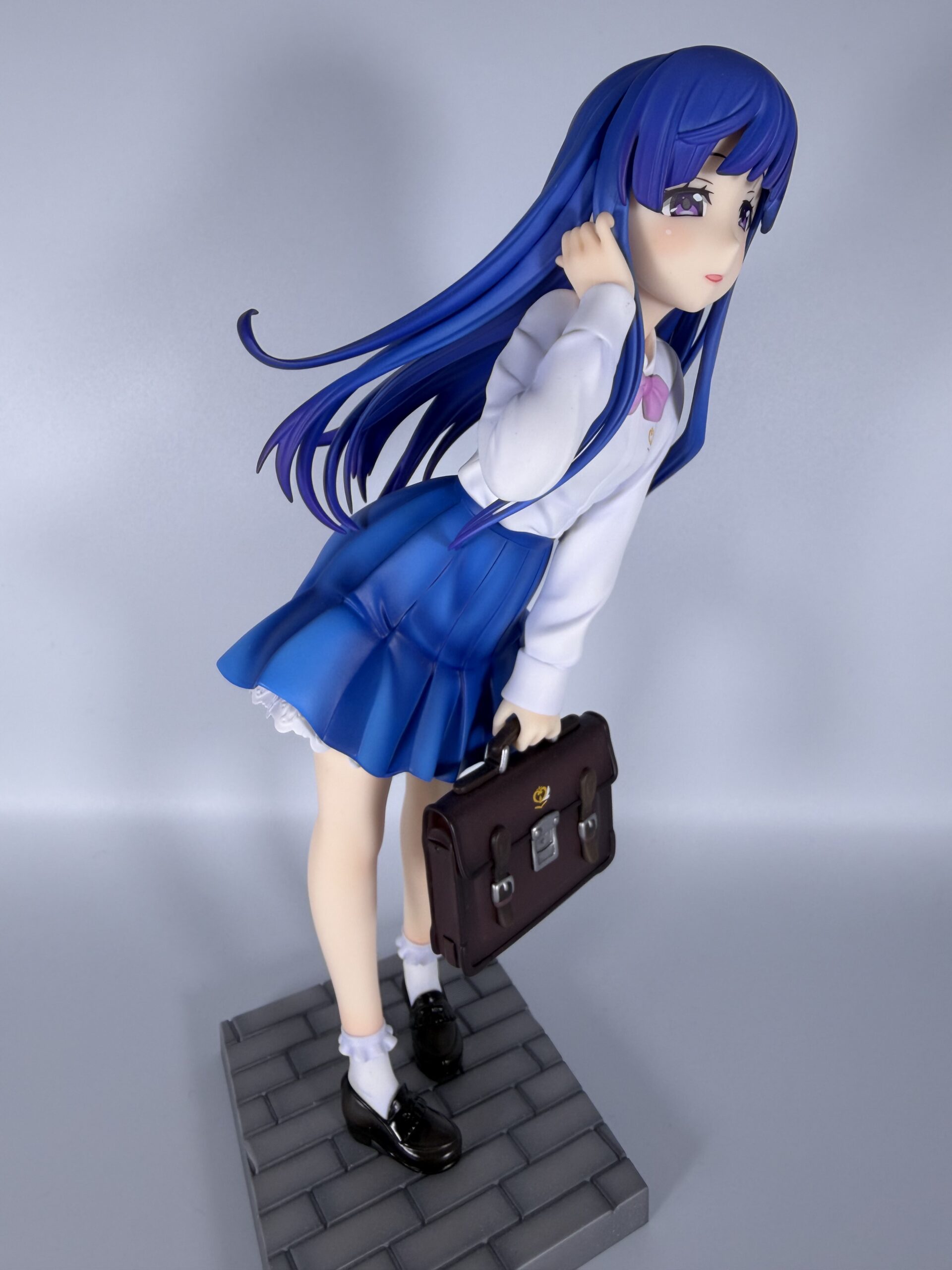 Miyuki 古手梨花 高校生verフィギュアの全体像（左斜め前）