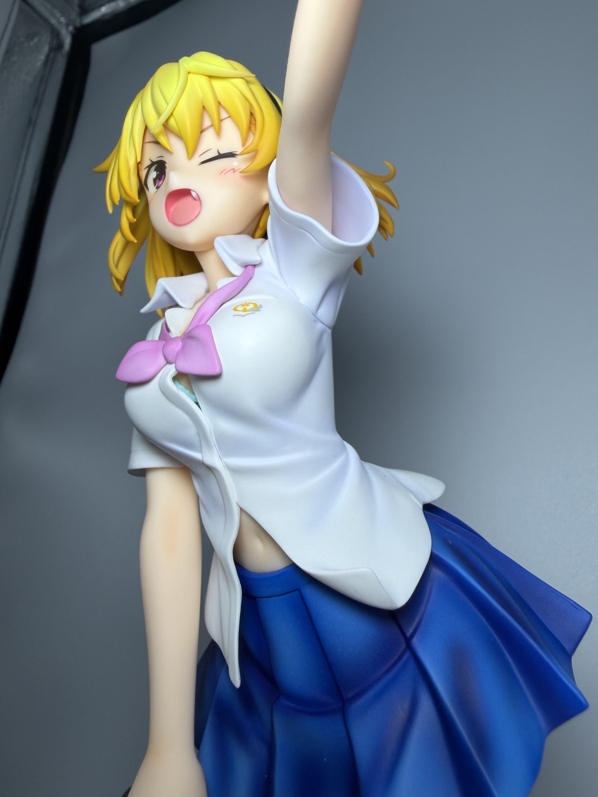 Miyuki 北条沙都子 高校生ver フィギュアのローアングルショット（右斜め前ウエストショット）