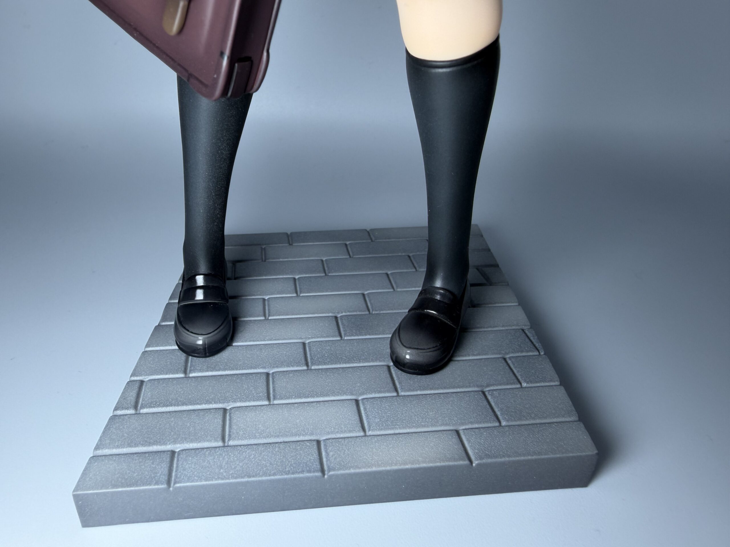 Miyuki 北条沙都子 高校生ver フィギュアの足元