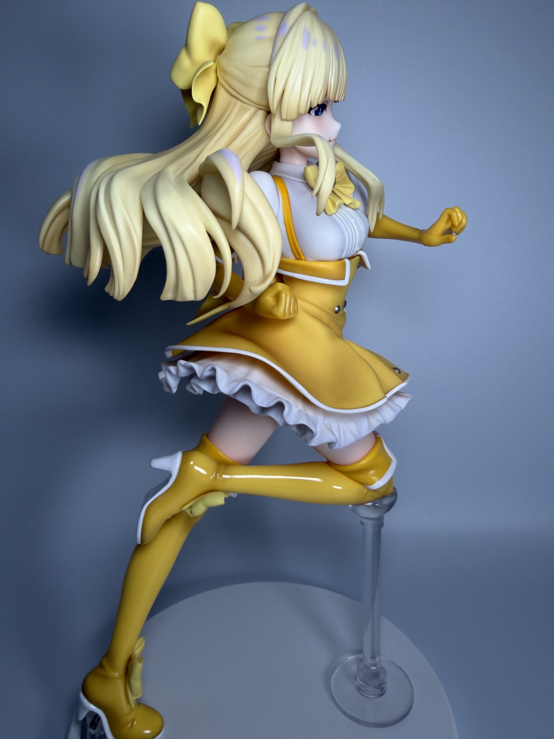 KDcolle マジアサルファフィギュアの全体像（左側）