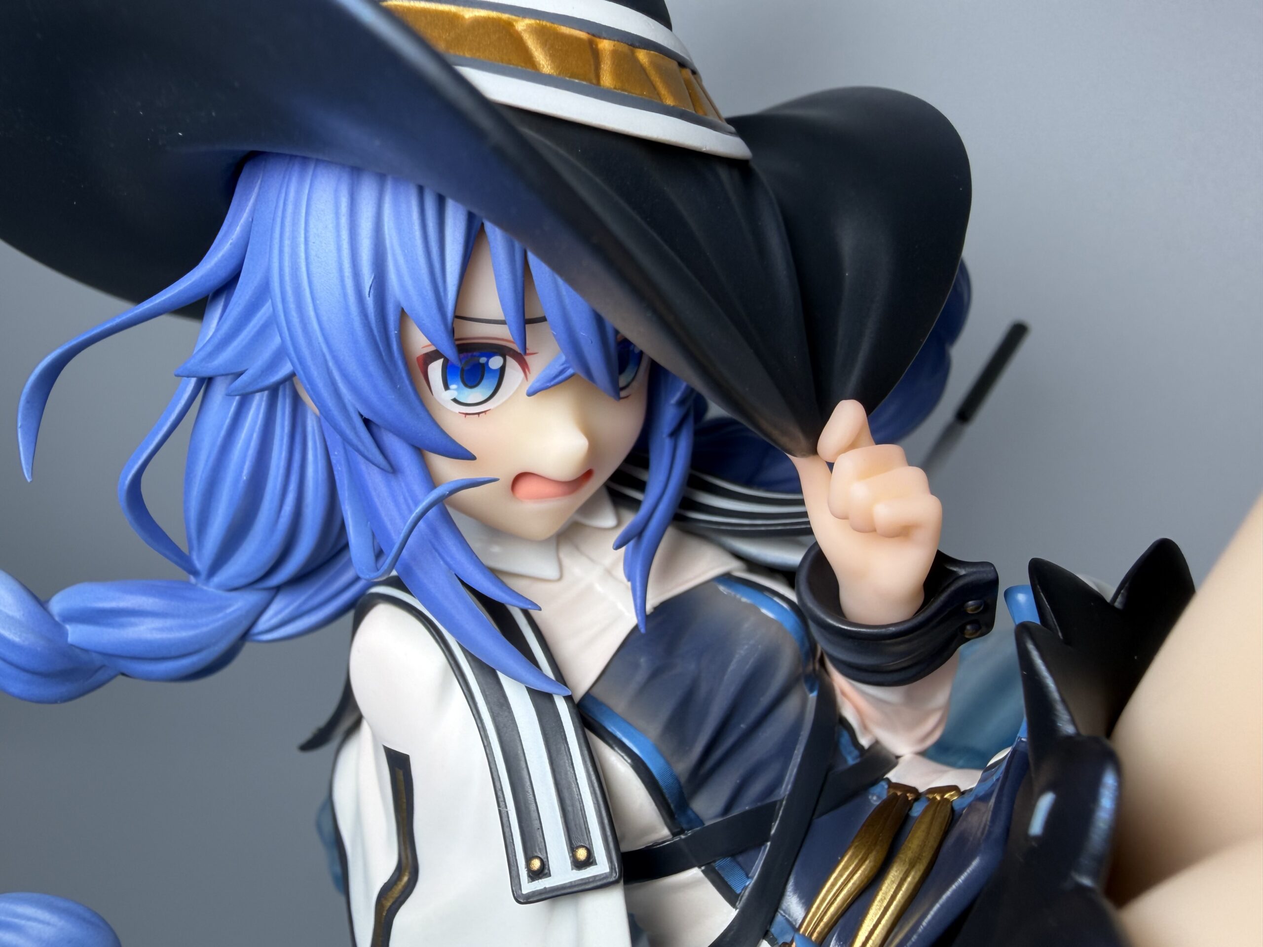 ルクリア 無職転生 ロキシーフィギュアのバストアップショット